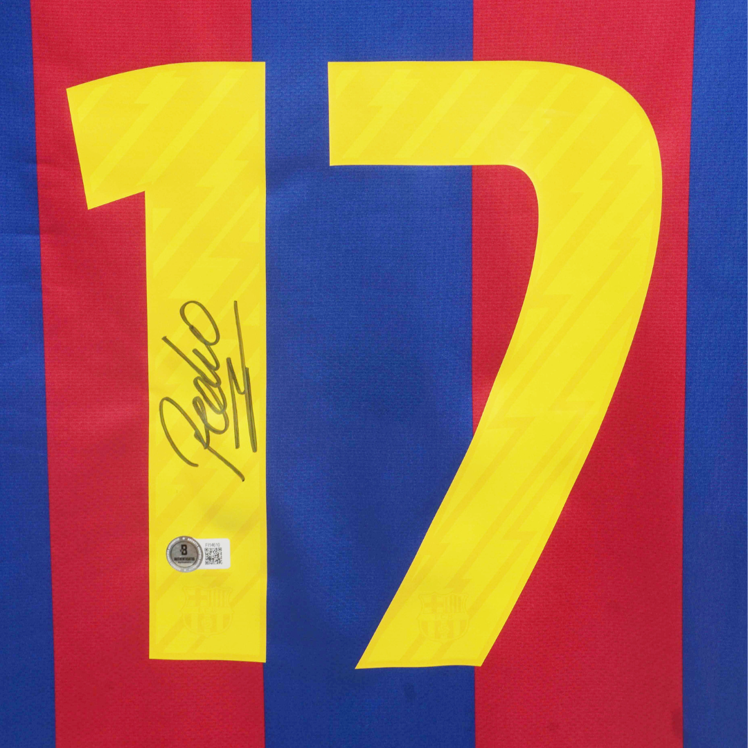 Pedro Signed FC Barcelona Home Soccer Jersey #17 with Beckett COA